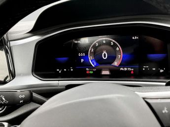 Volkswagen T-Roc 1.5 TSI Life 5dr DSG