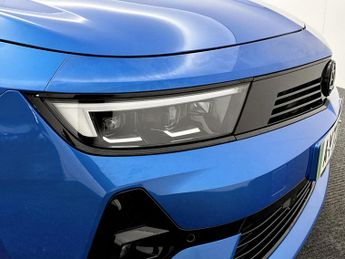 Vauxhall Astra 115kW Ultimate 54kWh 5dr Auto