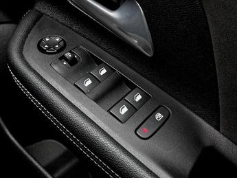 Vauxhall Mokka 100kW Launch Edition 50kWh 5dr Auto