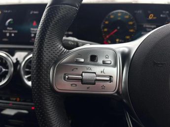 Mercedes-Benz A Class A200 AMG Line Premium Plus Edition 5dr Auto