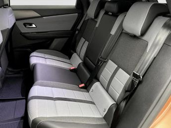 Vauxhall Grandland 157kW GS 73kWh 5dr Auto