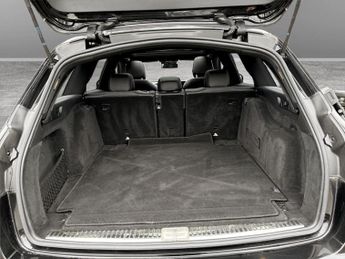 Mercedes-Benz E Class E220d AMG Line Premium 5dr 9G-Tronic