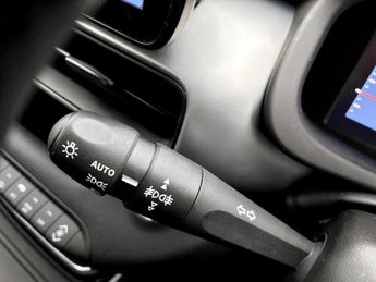 Jeep Avenger 115kW Summit 54kWh 5dr Auto