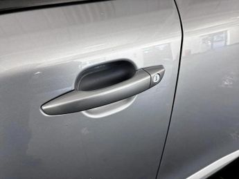 Peugeot 2008 100kW Allure Premium 50kWh 5dr Auto