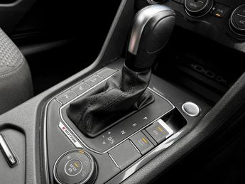 Volkswagen Tiguan Allspace 2.0 TDI 4Motion Match 5dr DSG