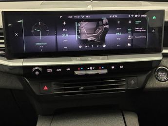 Vauxhall Grandland 157kW GS 73kWh 5dr Auto