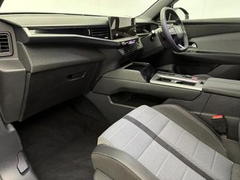 Vauxhall Grandland 157kW GS 73kWh 5dr Auto