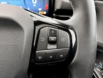 Ford Puma 1.0 EcoBoost Hybrid mHEV Titanium 5dr DCT