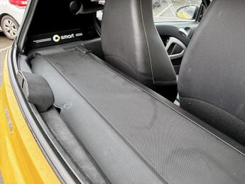 Smart Fortwo Coupe Cityflame mhd 2dr Softouch Auto