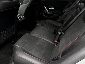 Mercedes-Benz Cla Class CLA 180 AMG Line Premium + Night Ed 4dr Tip Auto