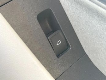 Ford Explorer 210kW Premium 77kWh 5dr Auto