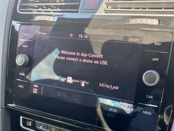 Volkswagen Golf 2.0 TSI 300 R 5dr 4MOTION DSG