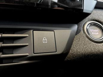 Vauxhall Grandland 157kW GS 73kWh 5dr Auto