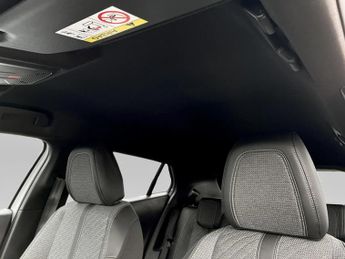Peugeot 2008 100kW Allure 50kWh 5dr Auto