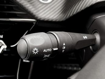 Peugeot 2008 100kW Allure 50kWh 5dr Auto