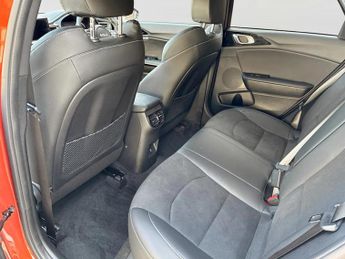 Kia Pro Ceed 1.5T GDi ISG 138 GT-Line S 5dr DCT