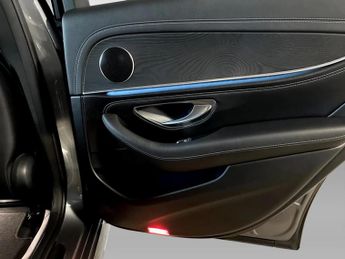 Mercedes-Benz E Class E220d AMG Line 5dr 9G-Tronic