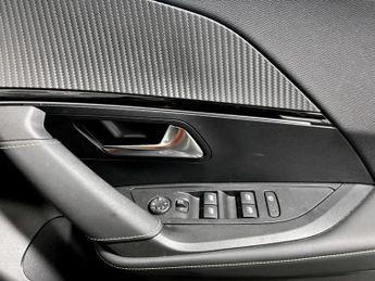 Peugeot 2008 100kW GT 50kWh 5dr Auto