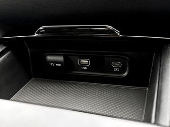 Kia Sportage 1.6T GDi 207 HEV 3 5dr Auto