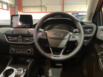 Ford Focus 1.0 EcoBoost 125 Titanium 5dr Auto