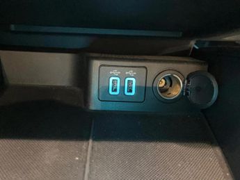 Ford Focus 1.0 EcoBoost 125 Titanium 5dr Auto