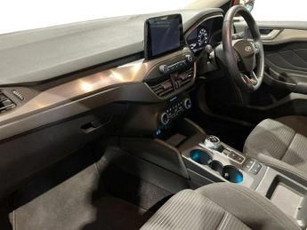 Ford Focus 1.0 EcoBoost 125 Titanium 5dr Auto