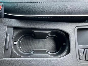 Renault Clio 1.6 E-TECH Hybrid 140 SE Edition 5dr Auto