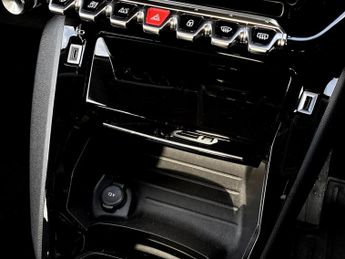 Peugeot 208 1.2 PureTech 130 Allure Premium 5dr EAT8