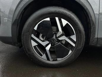 Peugeot 2008 1.2 PureTech 130 Allure 5dr EAT8