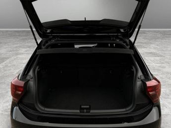 Volkswagen Polo 1.0 TSI R-Line 5dr DSG