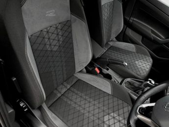 Volkswagen Polo 1.0 TSI R-Line 5dr DSG