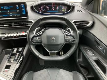 Peugeot 3008 1.2 Hybrid 136 Allure Premium+ 5dr e-DSC6