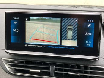 Peugeot 3008 1.2 Hybrid 136 Allure Premium+ 5dr e-DSC6