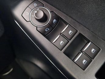 Ford Puma 1.0 EcoBoost Hybr mHEV 155 ST-Line Vignale 5dr DCT