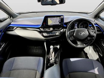 Toyota C-HR 1.8 Hybrid Dynamic 5dr CVT
