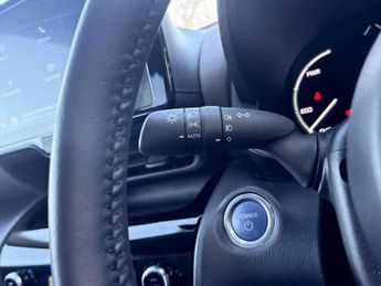 Toyota Yaris Cross 1.5 Hybrid Excel AWD 5dr CVT