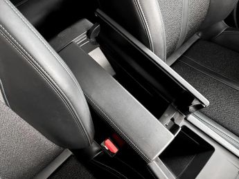 Peugeot 308 1.2 PureTech Allure Premium 5dr EAT8