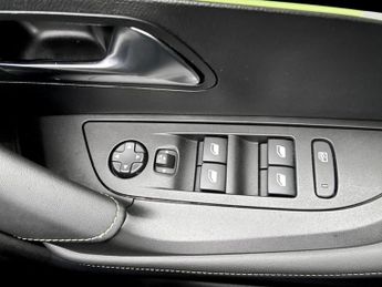 Peugeot 2008 100kW GT 50kWh 5dr Auto
