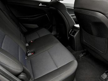 Hyundai Tucson 1.7 CRDi Blue Drive SE Nav 5dr 2WD DCT