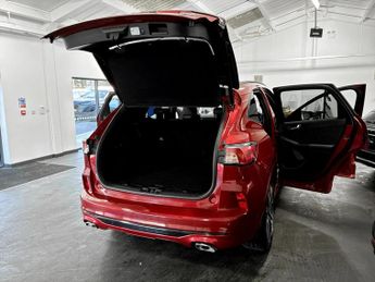 Ford Kuga 2.0 EcoBlue 190 ST-Line X Edition 5dr Auto AWD
