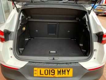 Vauxhall Grandland X 1.2 Turbo Sport Nav 5dr Auto [8 Speed]