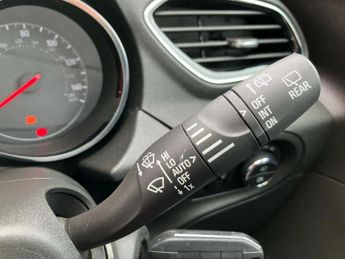 Vauxhall Grandland X 1.2 Turbo Sport Nav 5dr Auto [8 Speed]