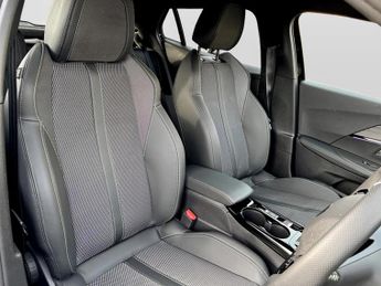 Peugeot 2008 100kW GT 50kWh 5dr Auto
