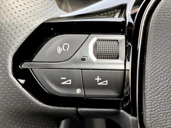 Peugeot 2008 100kW GT 50kWh 5dr Auto