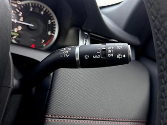 Land Rover Discovery Sport 1.5 P300e Urban Edition 5dr Auto [5 Seat]