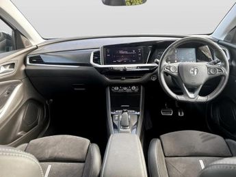Vauxhall Grandland 1.6 Plug-in Hybrid [300] 4X4 GSe 5dr Auto
