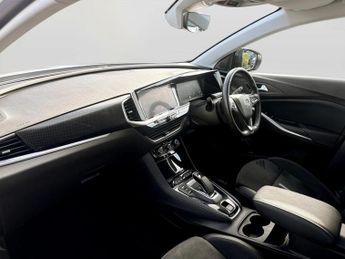 Vauxhall Grandland 1.6 Plug-in Hybrid [300] 4X4 GSe 5dr Auto