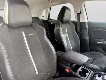 Vauxhall Grandland 1.6 Plug-in Hybrid [300] 4X4 GSe 5dr Auto