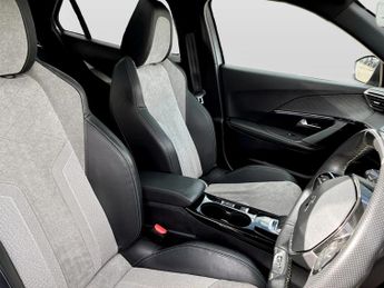 Peugeot 2008 100kW GT Premium 50kWh 5dr Auto