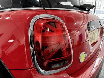 Mini Hatch 135kW Cooper S Level 2 33kWh 3dr Auto